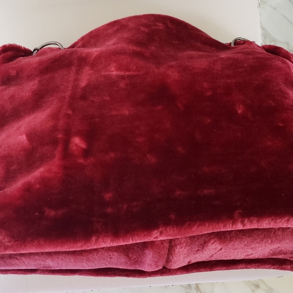 Handbag - Picture 3 of 4